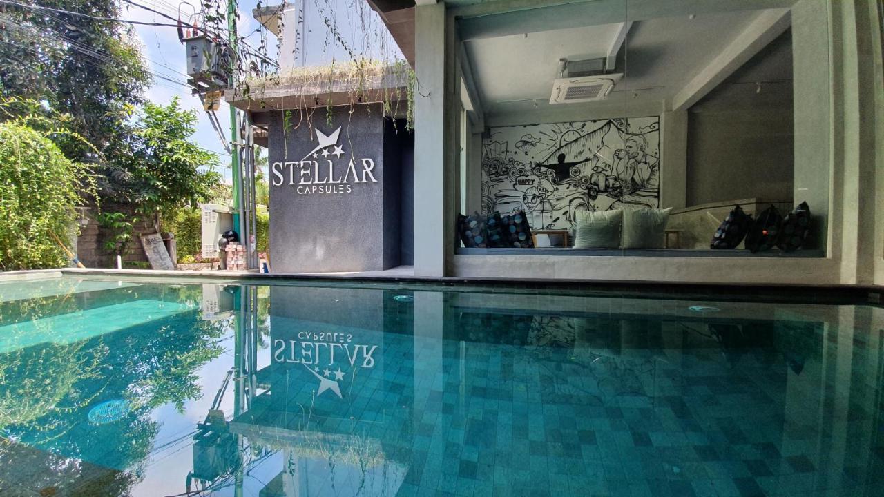 Stellar Capsules Hostel Σεμινιάκ Εξωτερικό φωτογραφία Stellar Pool