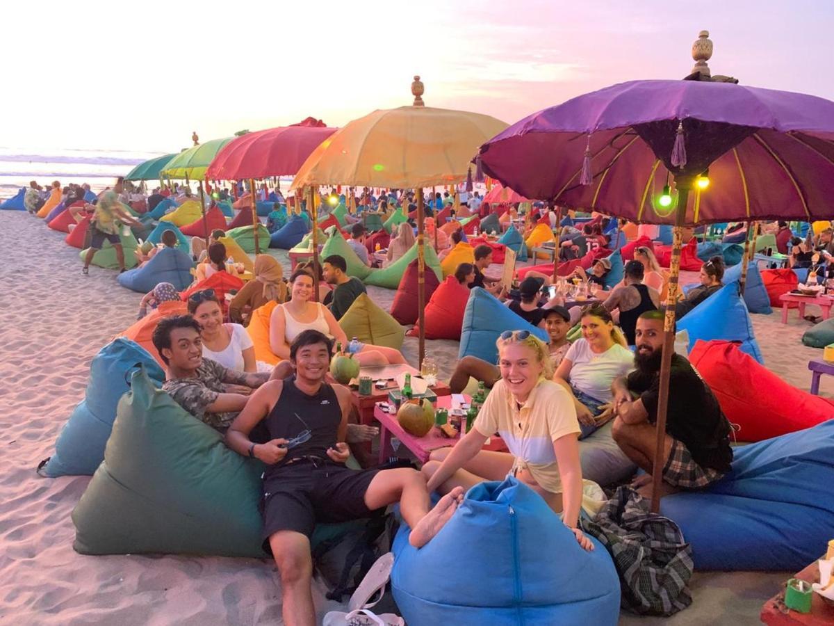 Stellar Capsules Hostel Σεμινιάκ Εξωτερικό φωτογραφία Beach club in Bali